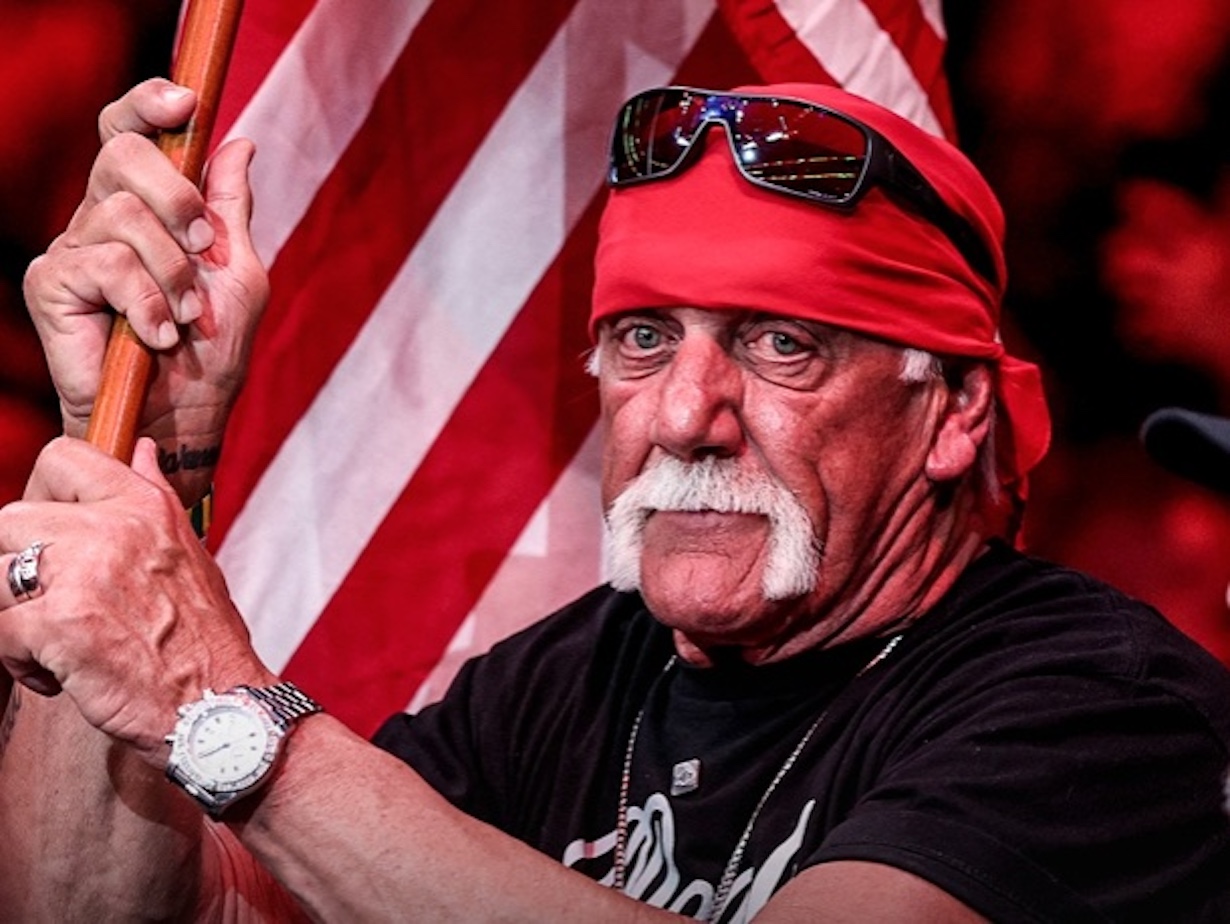 Hulk Hogan Steps In to Rescue Hooters from Bankruptcy Trouble (Photo: Instagram)