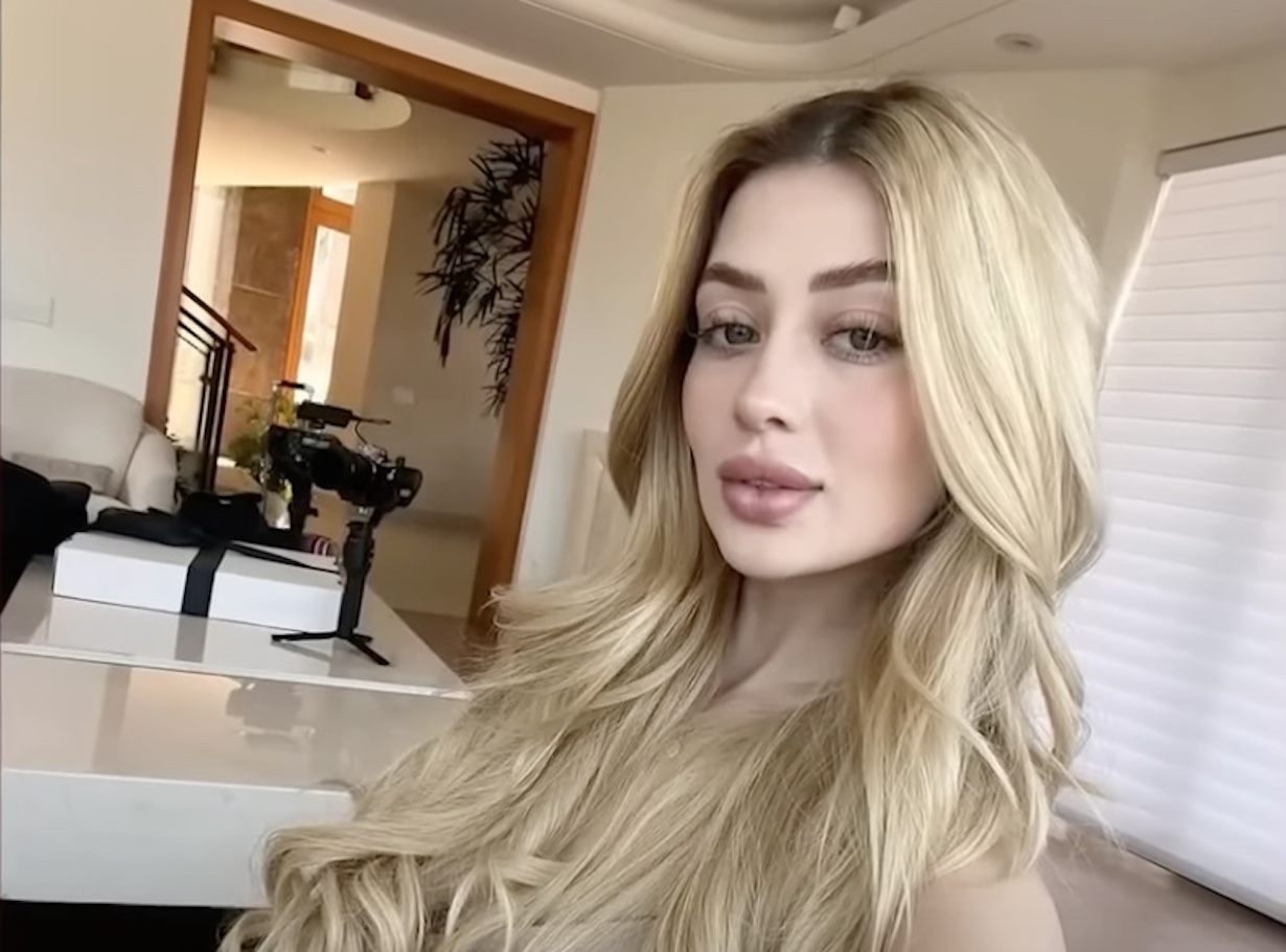 Mexican Beauty Influencer Fatally Shot While Streaming on TikTok