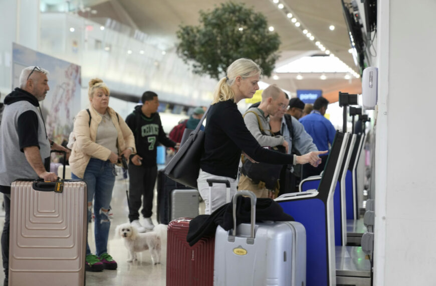 Outage Turns Newark Airport into a Mother’s Day Travel Disaster (Photo: Travelers check into their flights at Newark Liberty International Airport in Newark, N.J., Monday, May 5, 2025. (AP Photo/Seth Wenig)