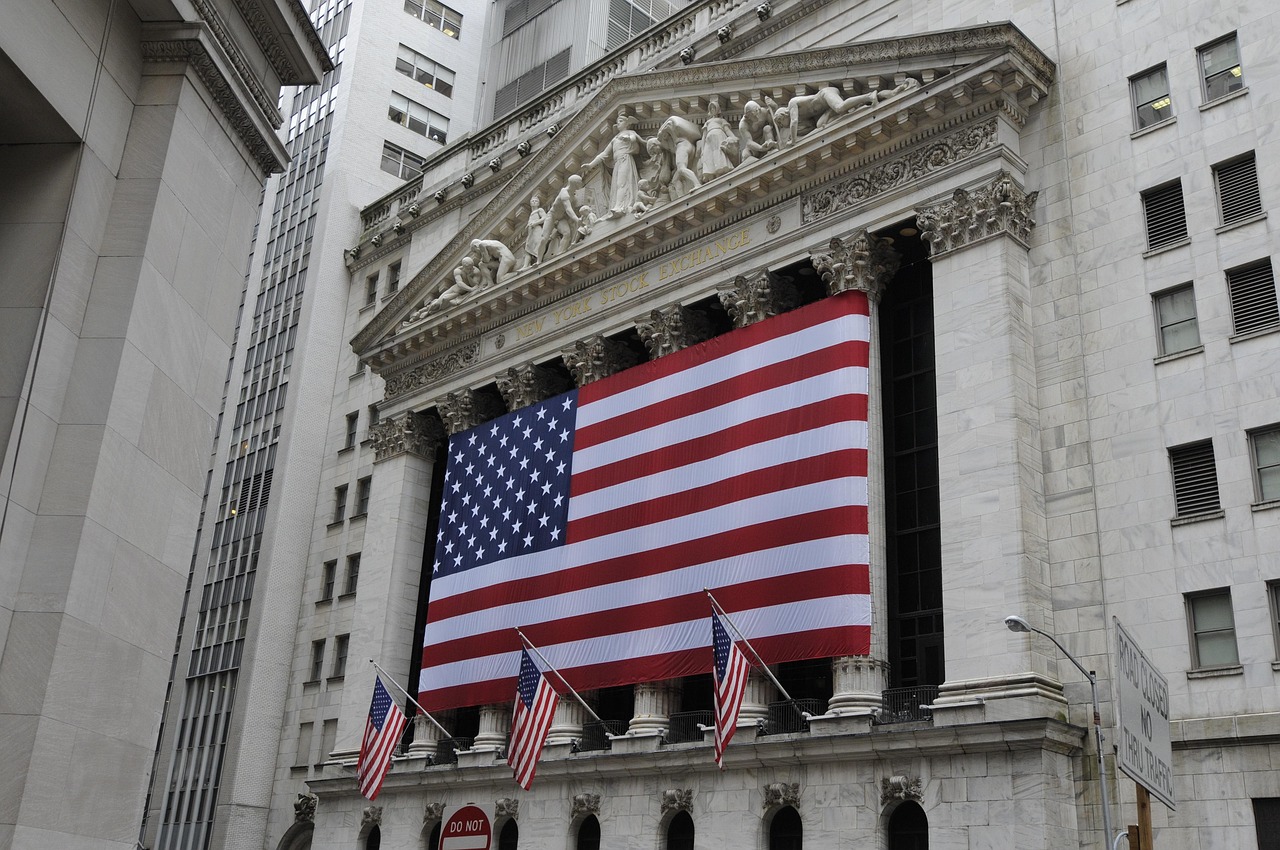 Stocks Up Again: S&P 500 Hits Longest Winning Streak in 20 Years
