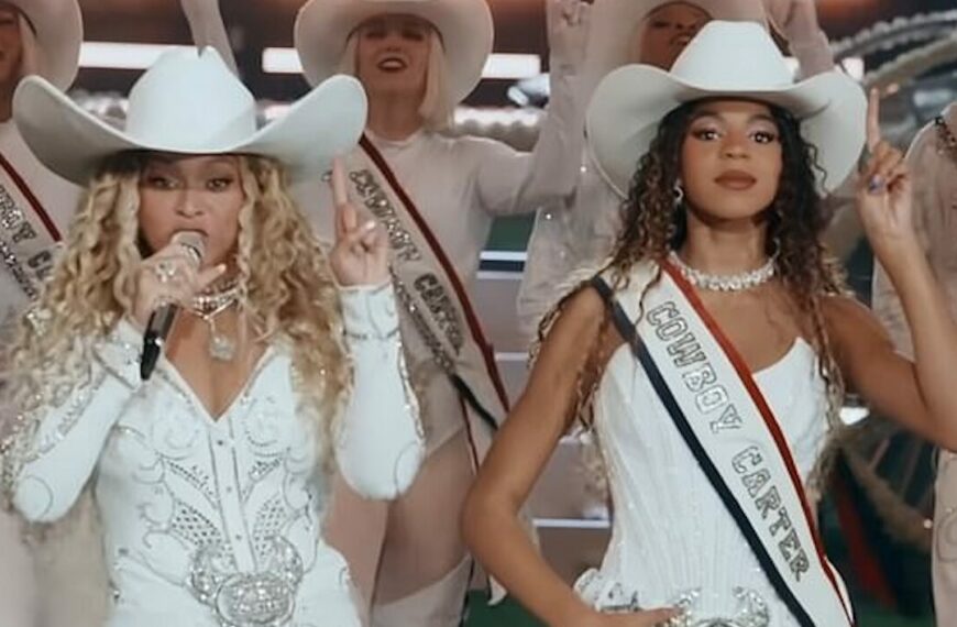 Why is Beyoncé Pushing 13-Year-Old Daughter Blue Ivy on Stage? (Photo: Facebook)