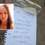 Beachgoer Finds Ashes in Bottle with Daughter’s Loving Note (Photo: Cara Melia)