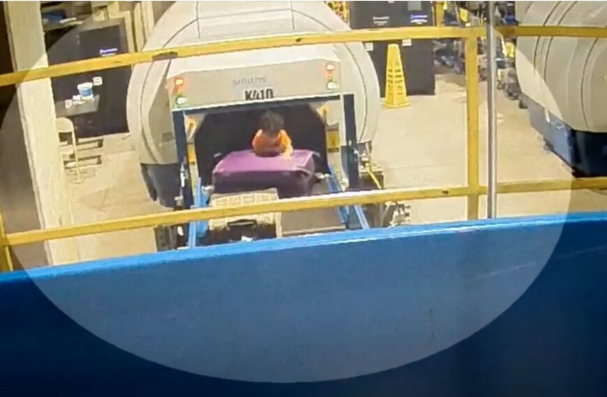 Panic at Newark Airport: Toddler Vanishes on Baggage Belt! (Photo: WFAA/YouTube; 2019)