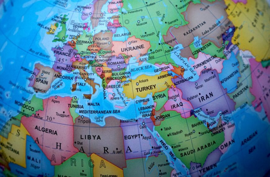 US Issues Travel Warning For Key European Destinations (Photo: pxhere)