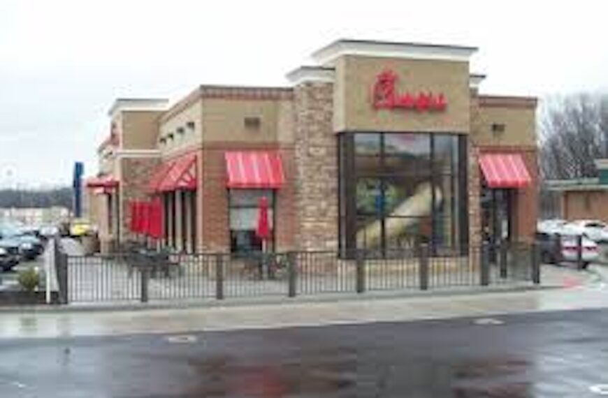 Chick-fil-A slammed for new rule targeting teenagers