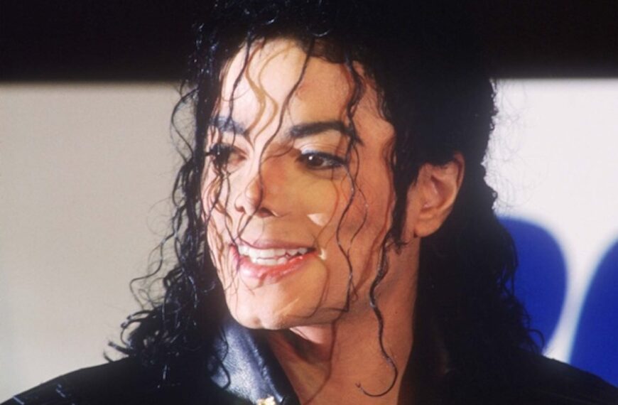 Michael Jackson Accusers Demand $400M over alleged Childhood Abuse 