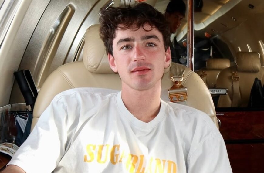 Ben Bader goes for a quick trip across the county for a burger and a pink smoothie